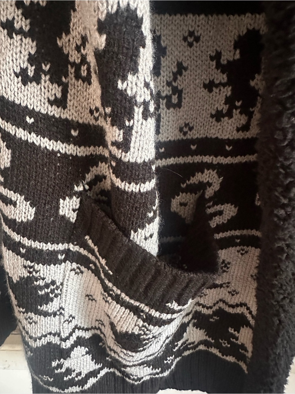 NEW Harry Potter House Symbols Fair Isle Hooded Cardigan Sweater - Picture 2 of 10